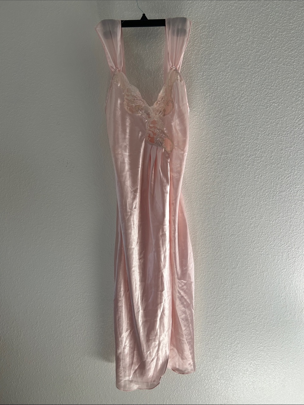 Maidenform Pale Pink Satin nightie